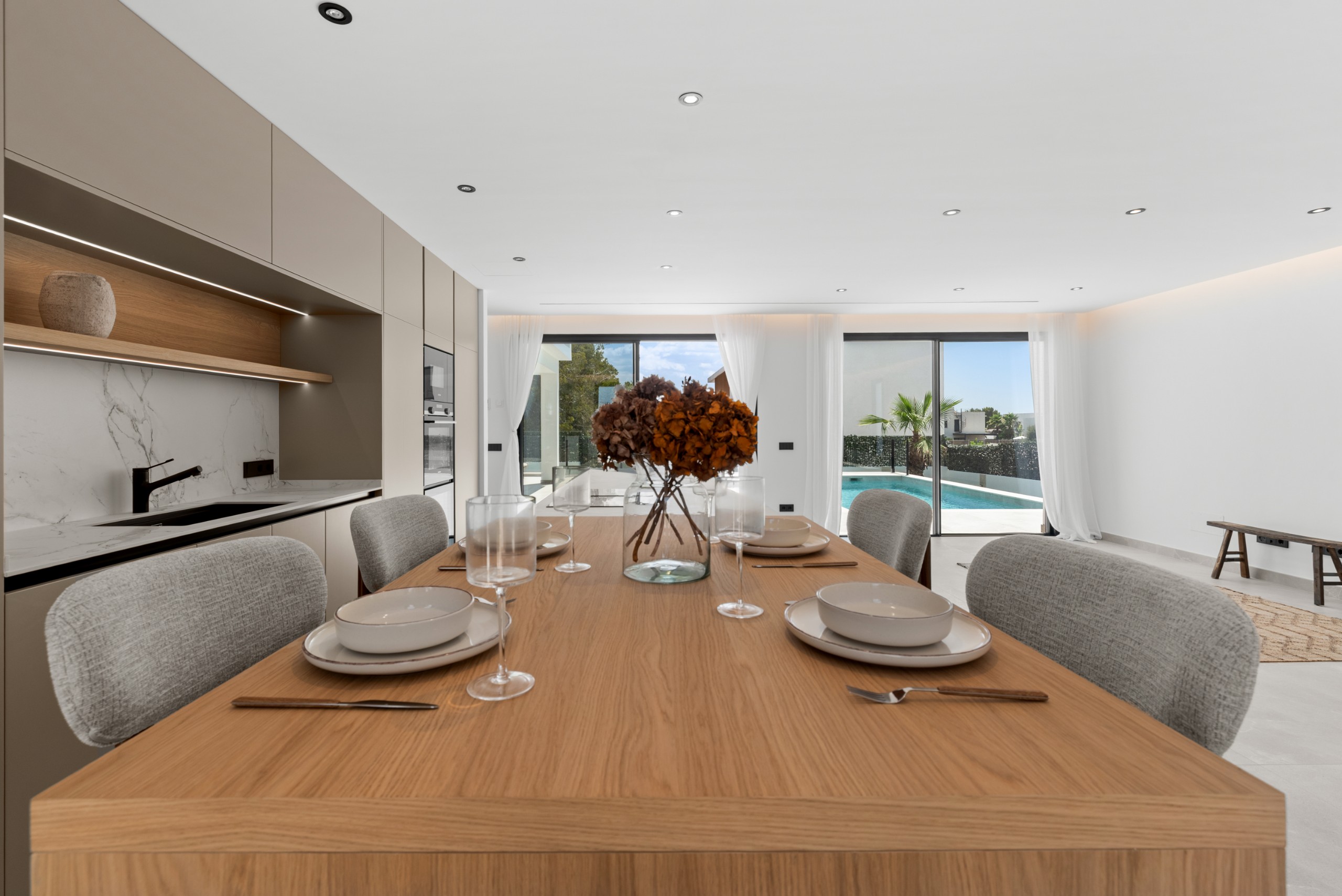 Brand-New Luxury Villa with panoramic Sea & Palma views in Marratxi 