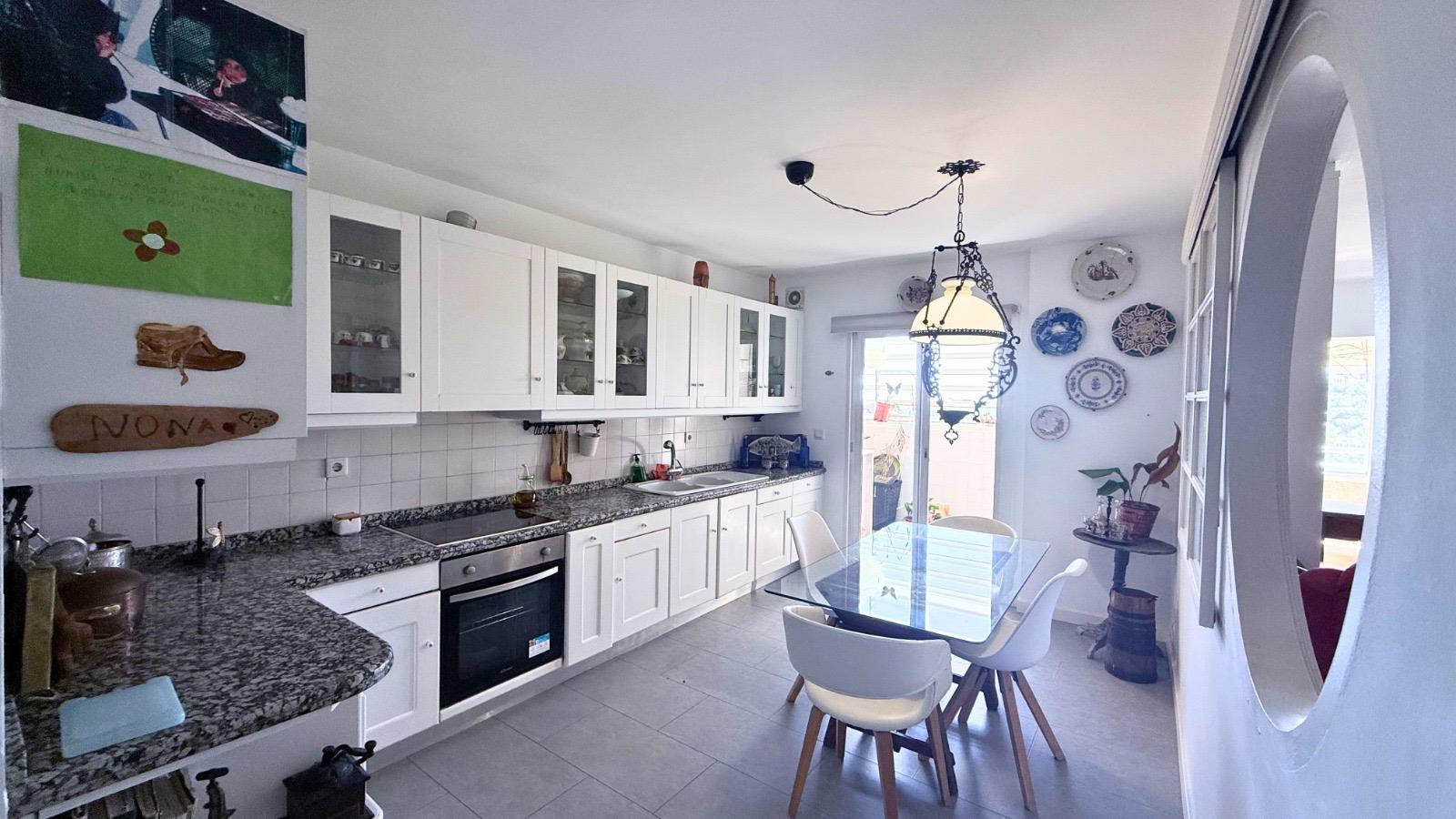 Sea View Apartment in Cas Català with Parking | To Renovate