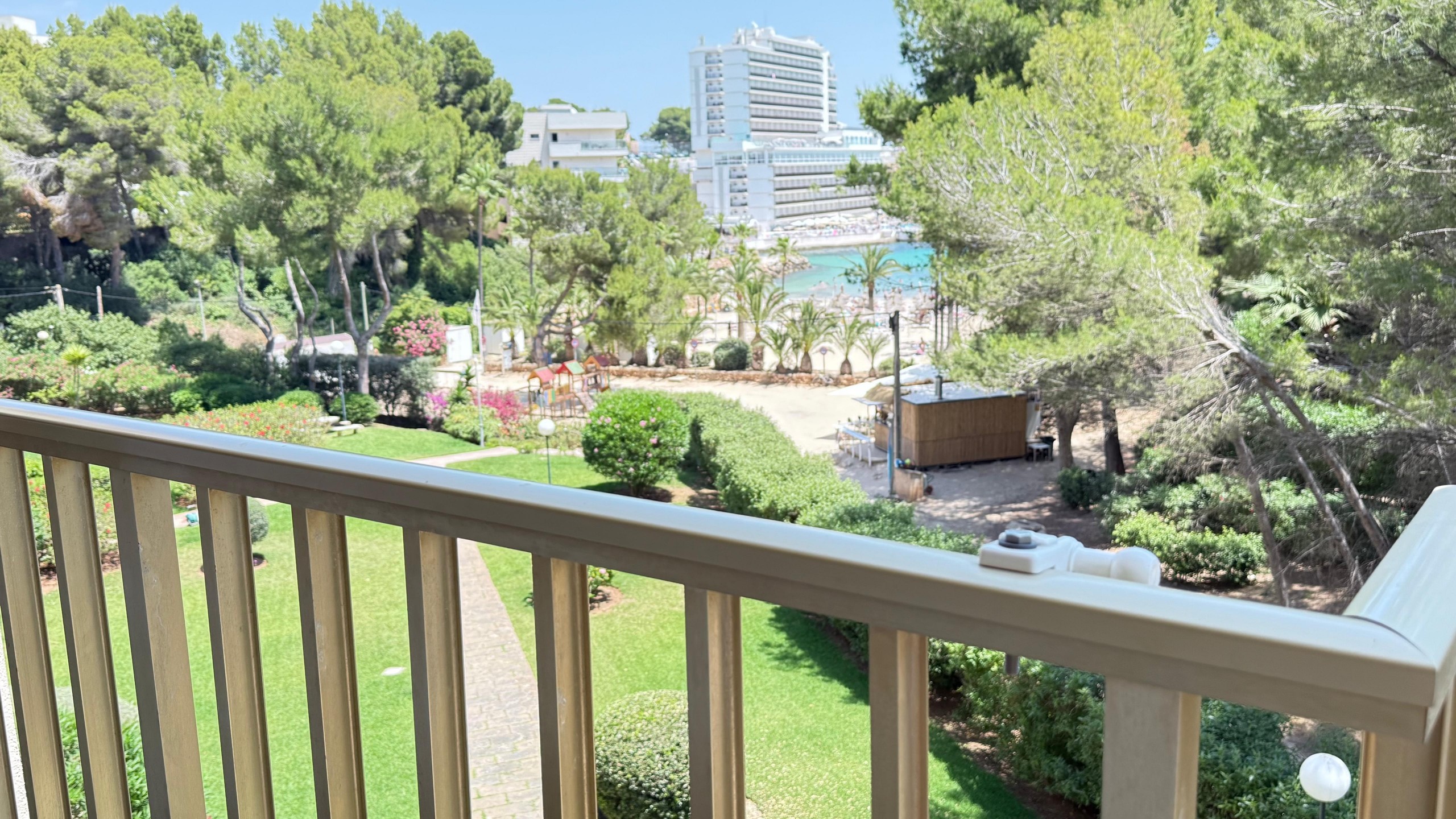 Apartment with direct beach access and community pool in Cala Vinyes, Mallorca