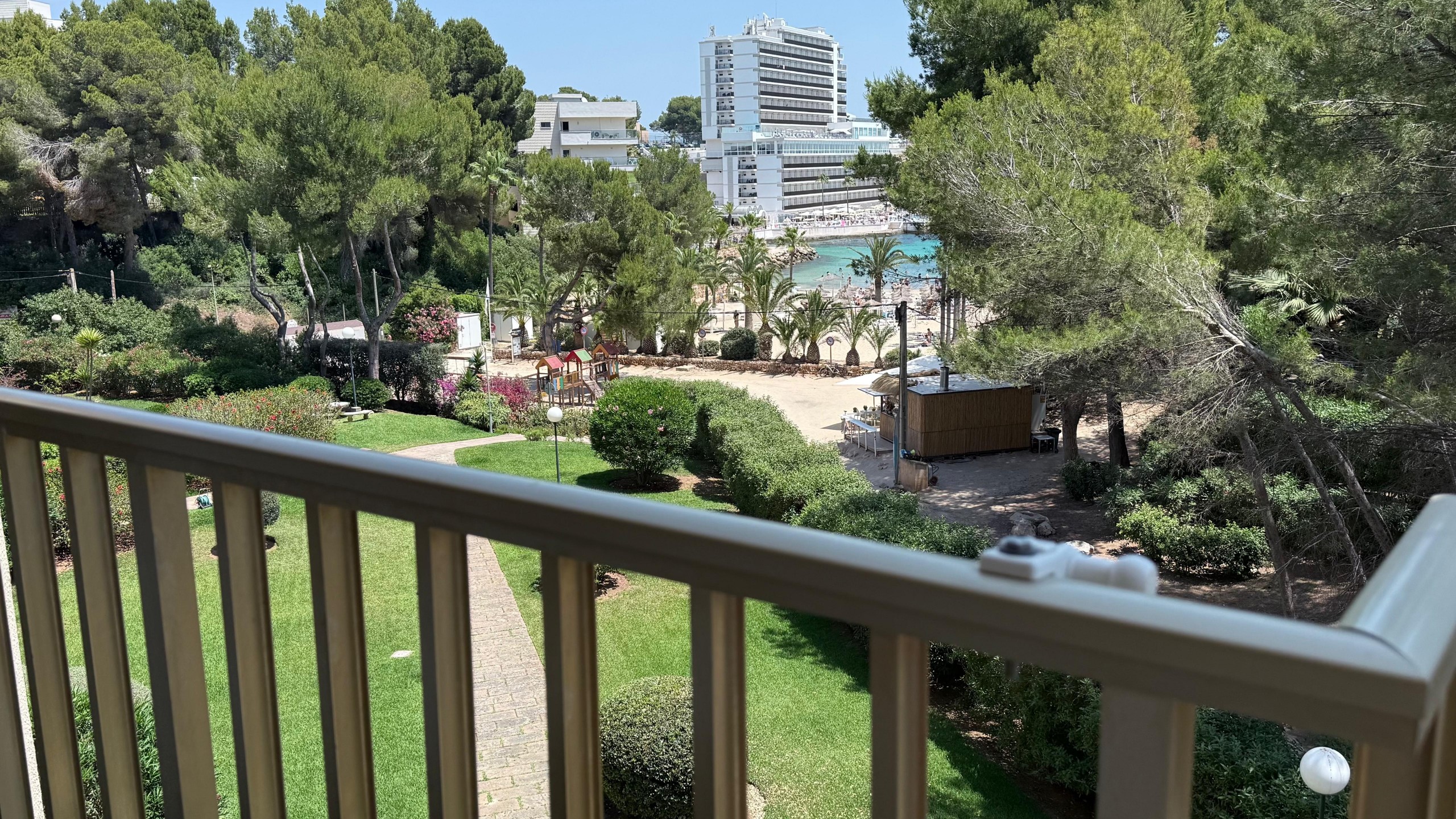 Apartment with direct beach access and community pool in Cala Vinyes, Mallorca