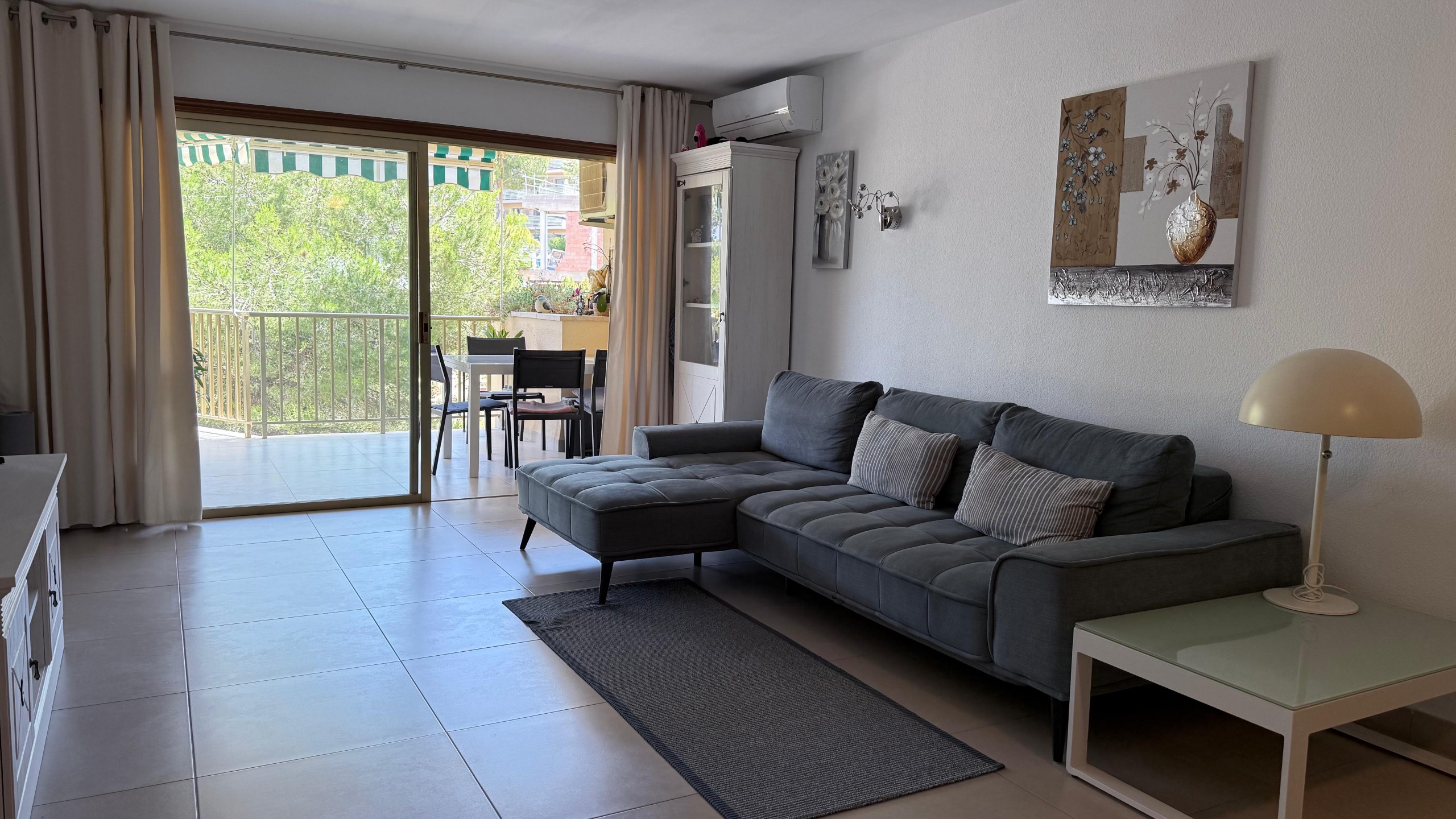 Apartment with direct beach access and community pool in Cala Vinyes, Mallorca