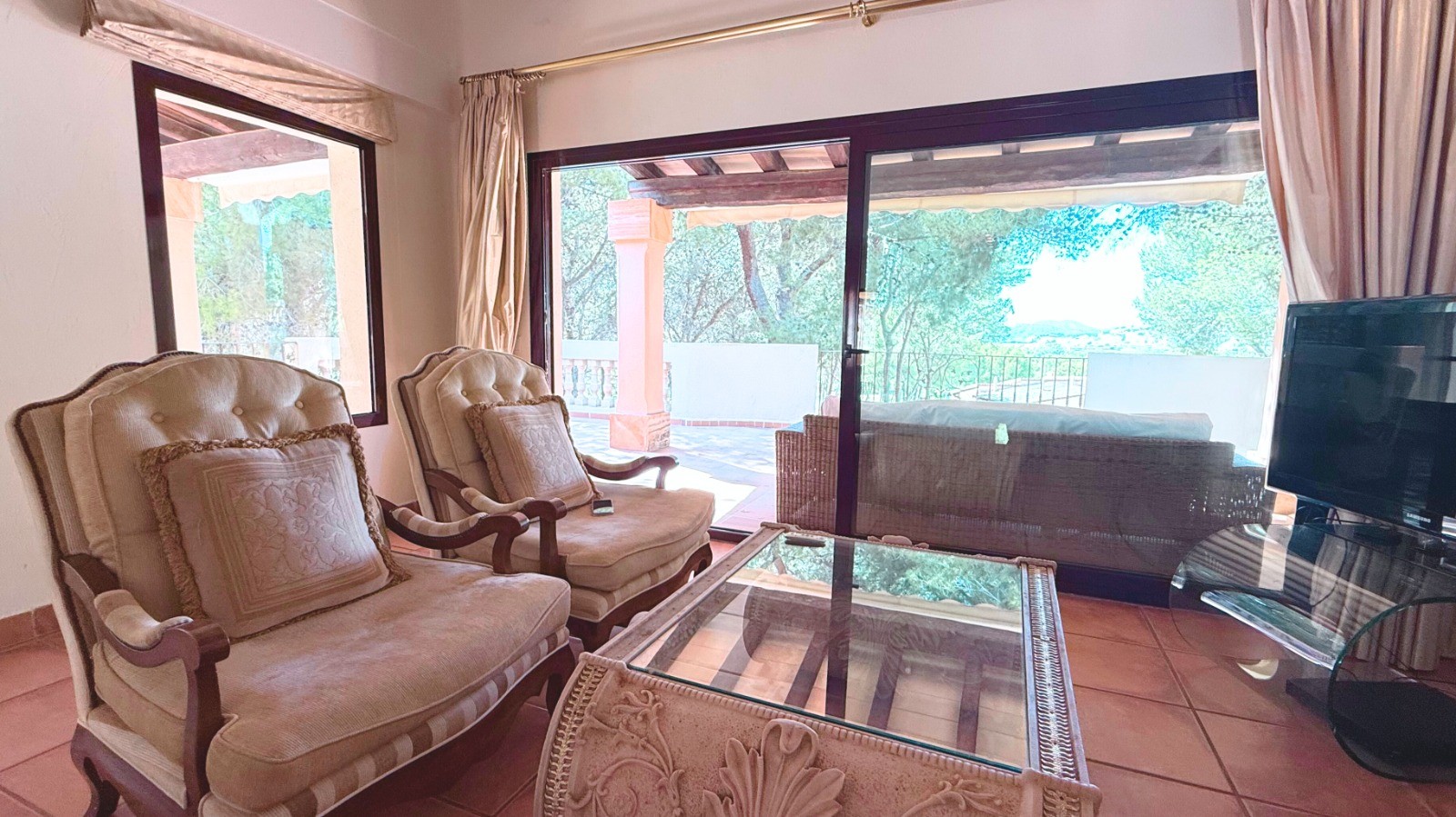Apartment for sale near Santa Ponsa golf course, private community