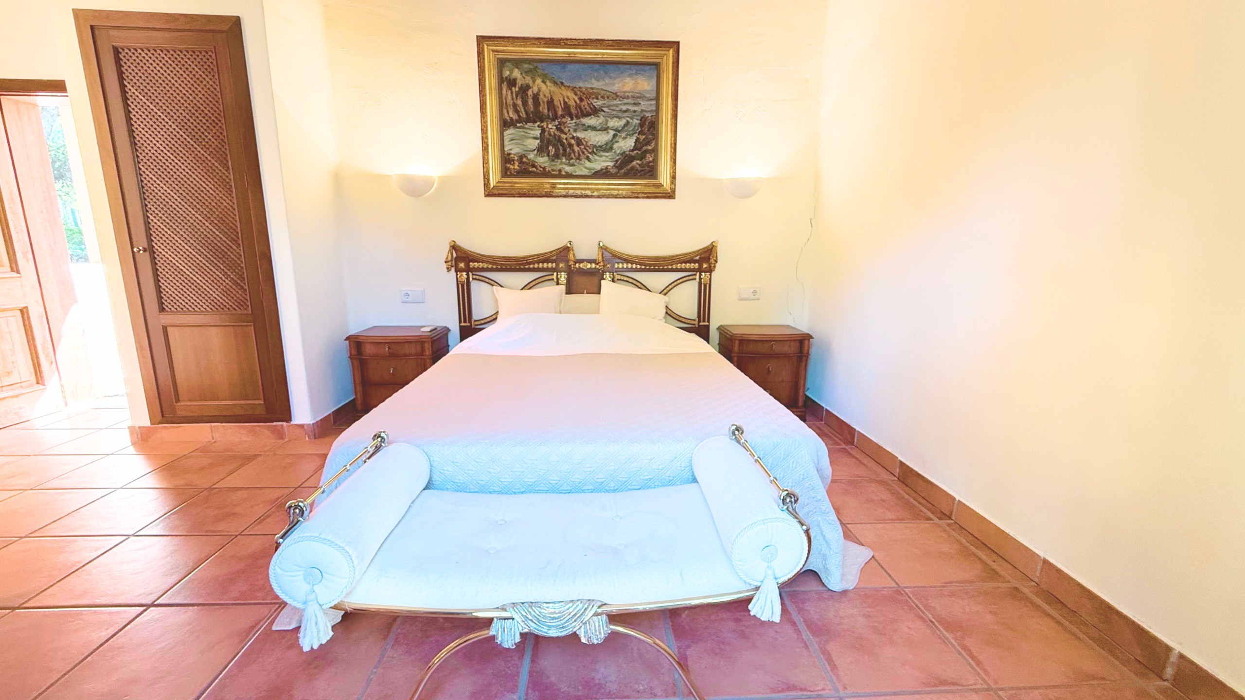 Apartment for sale near Santa Ponsa golf course, private community