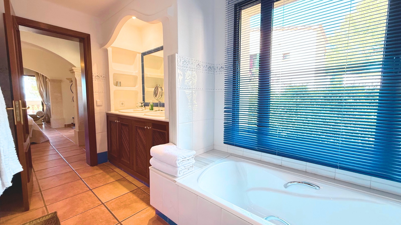 Apartment for sale near Santa Ponsa golf course, private community