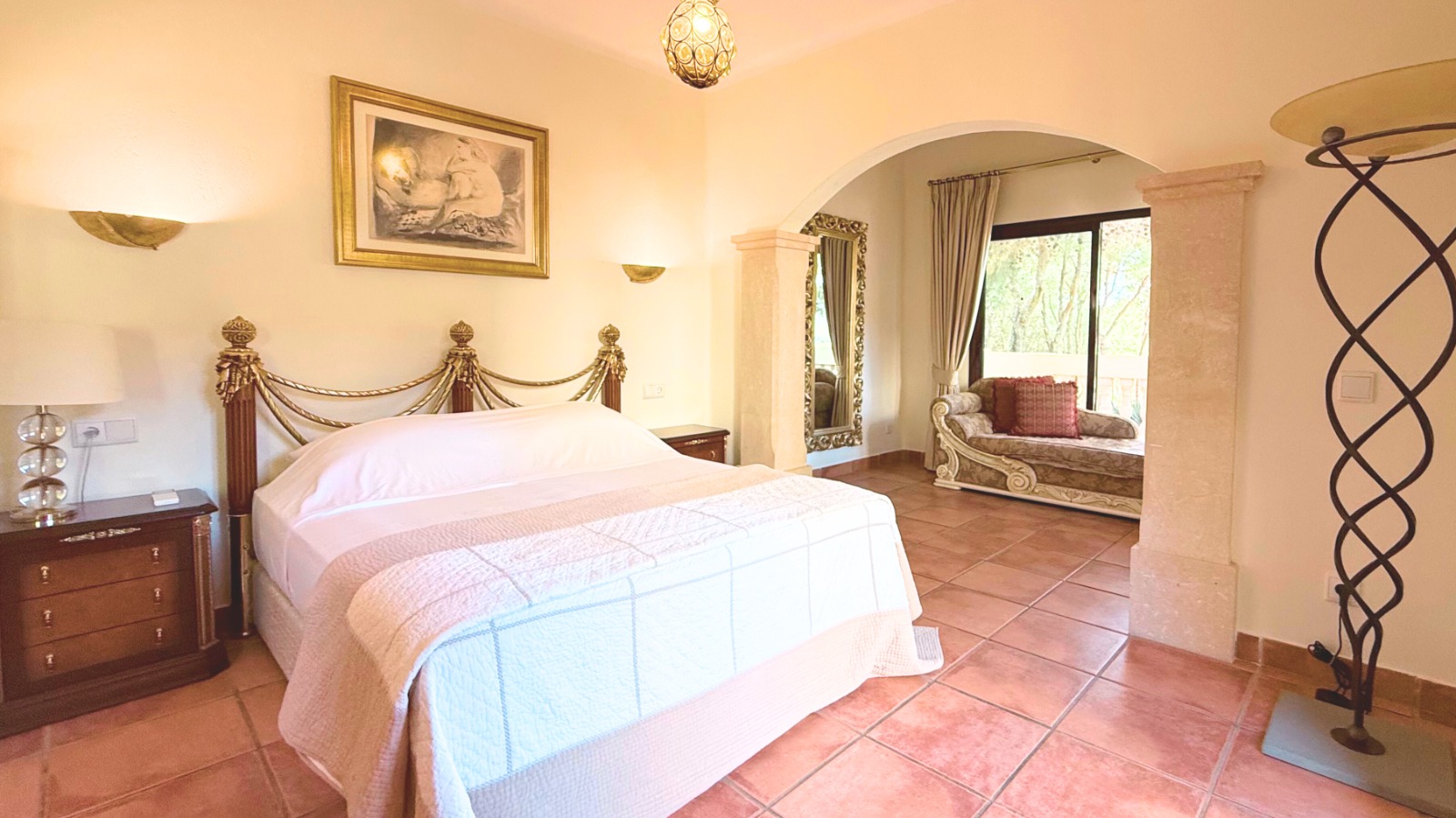 Apartment for sale near Santa Ponsa golf course, private community