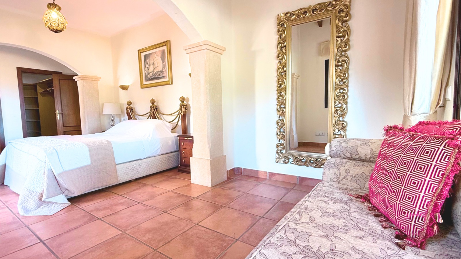 Apartment for sale near Santa Ponsa golf course, private community