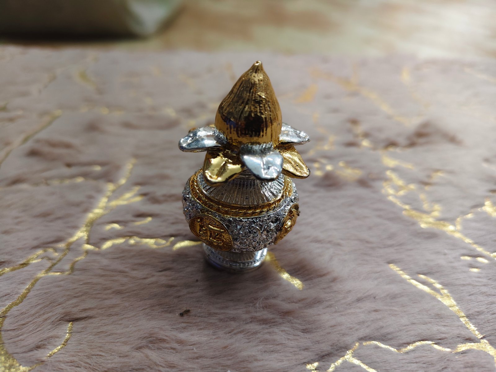 German Silver with Gold Plating Kalasham 