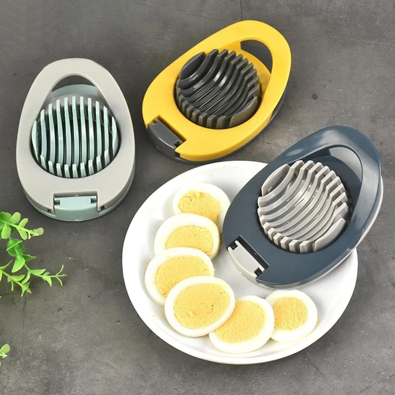 Portable Egg Slicer