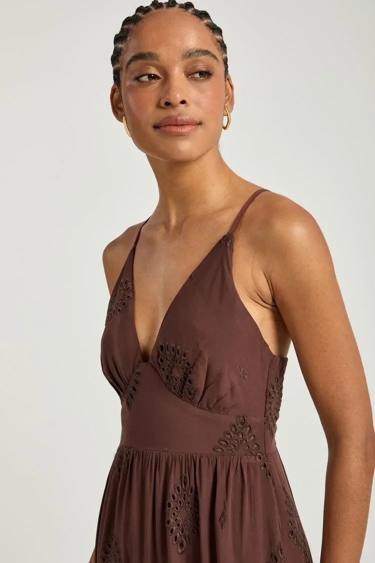 VESTIDO LONGO VISCOSE BORDADA MARROM