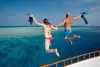 maldives_vaavu_snorkelers