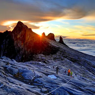 Climb Mt Kinabalu Image