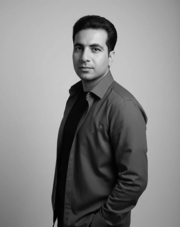 a black and white studio portrait — AI image prompt example