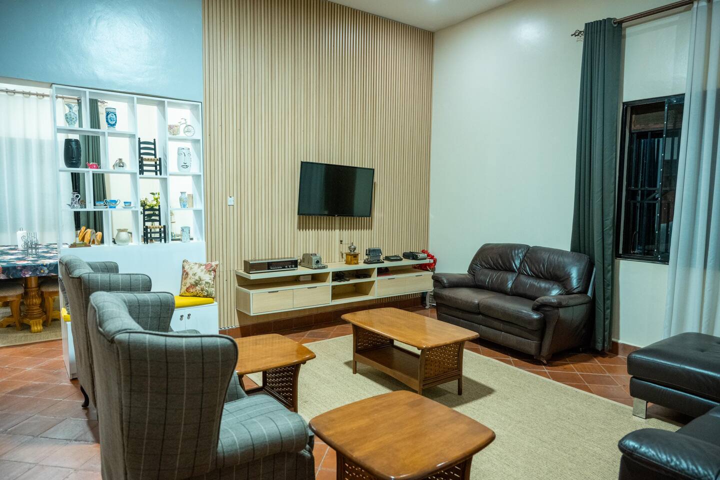 casa-residence-living-room