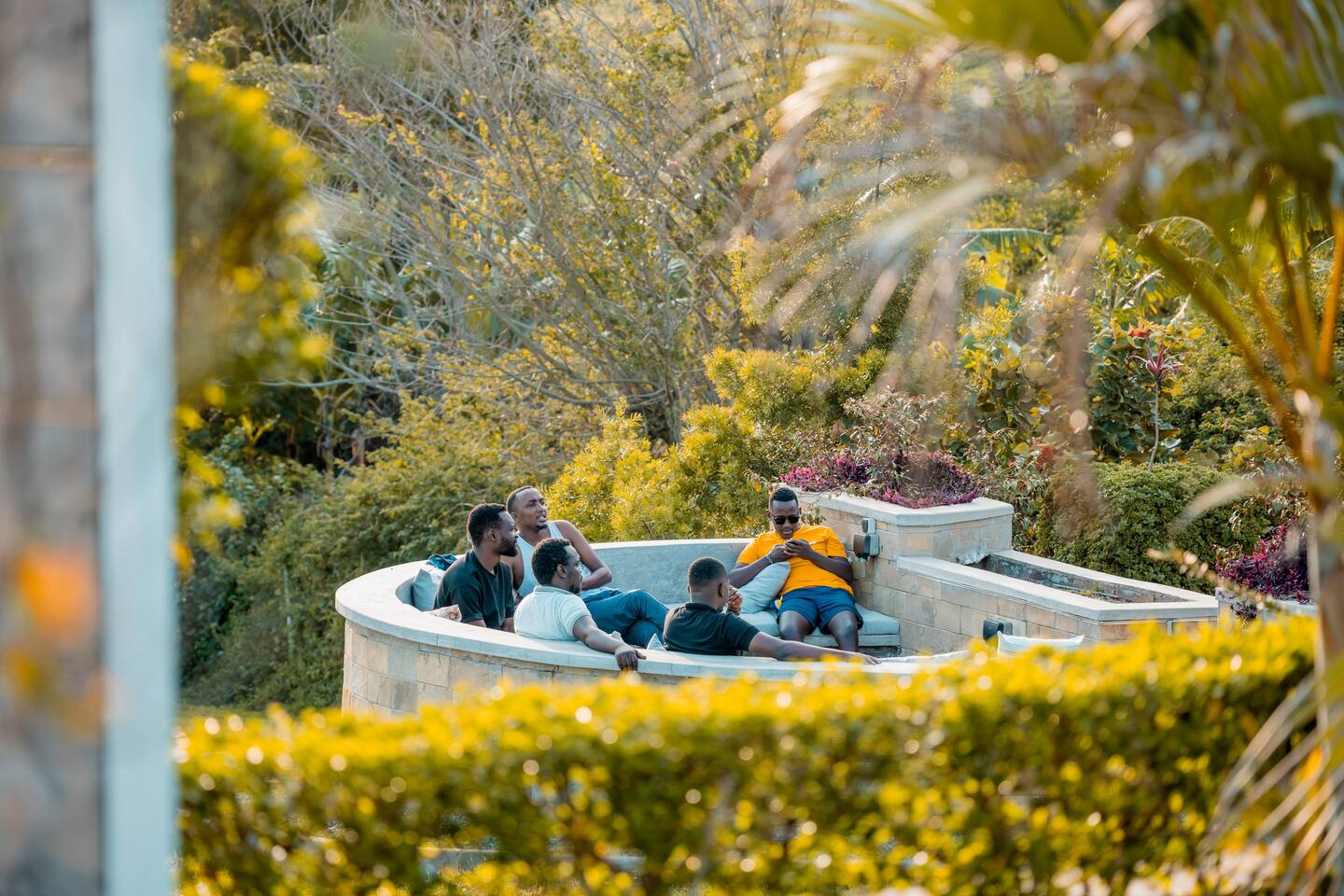 casa-residence-living-room