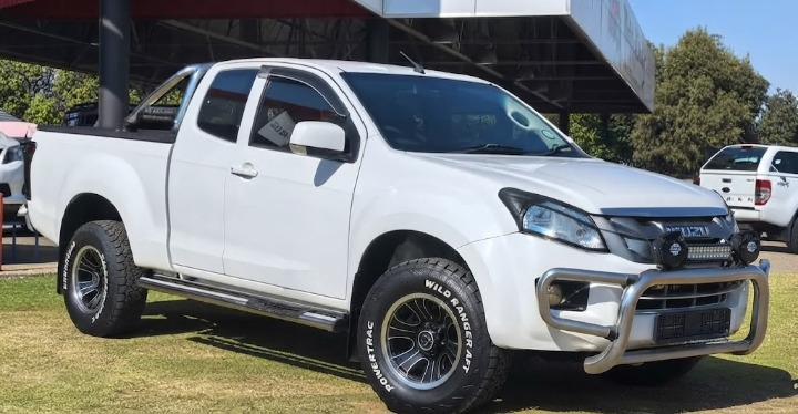 2015 Isuzu KB250 D-Teq LE Extended Cab