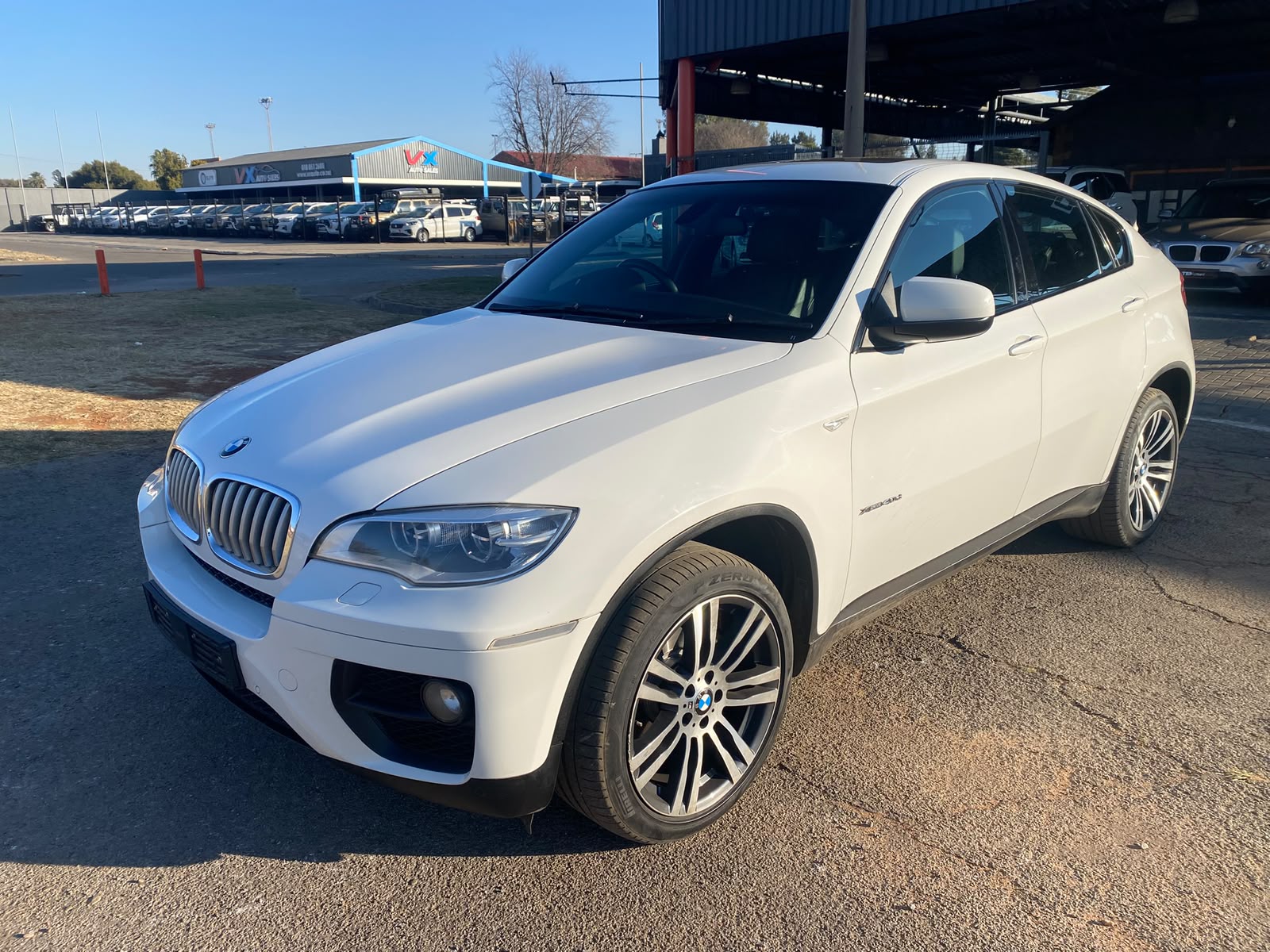 2015 BMW X6 x-Drive 4.0D M-Sport Auto