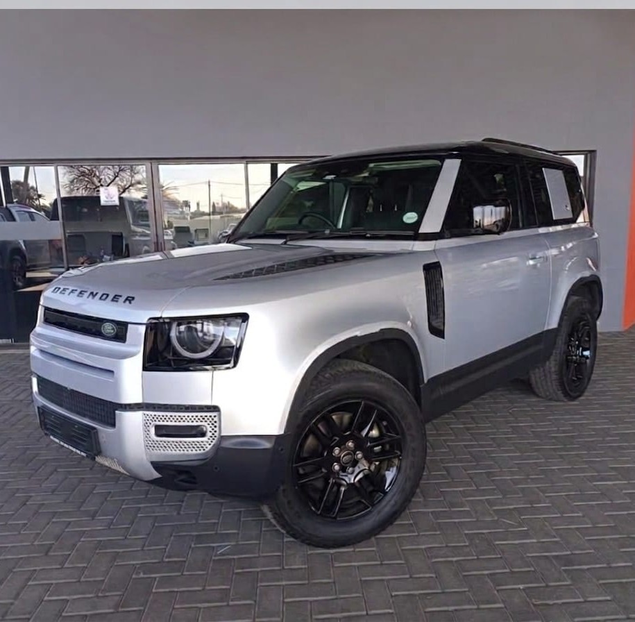 2021 Land Rover Defender 90 D240 S 