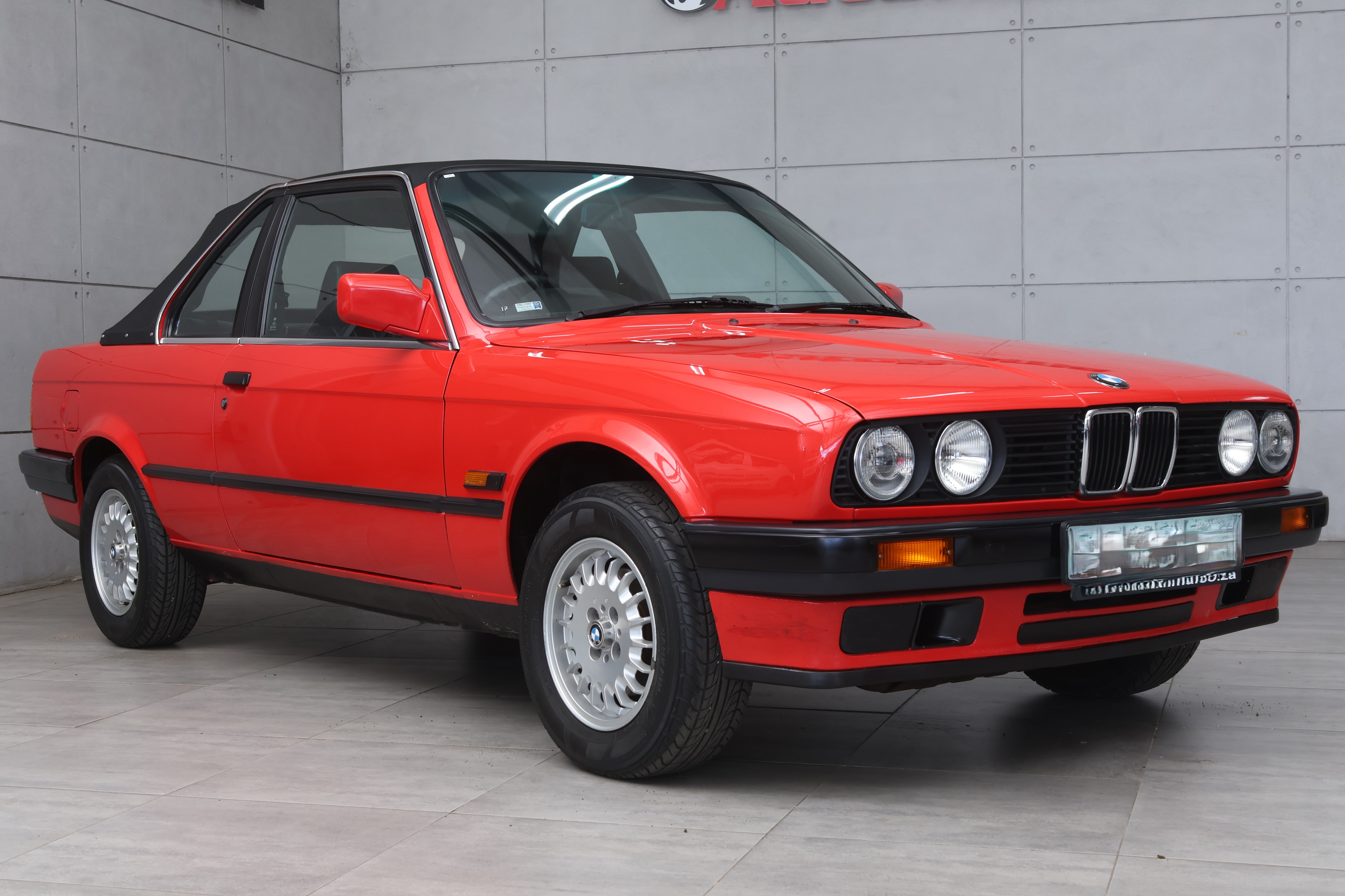 1991 BMW 3 Series 318i Executive