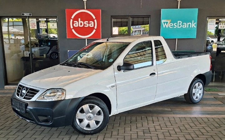 2024 Nissan NP200 1.6i Safety Pack A/C S/C