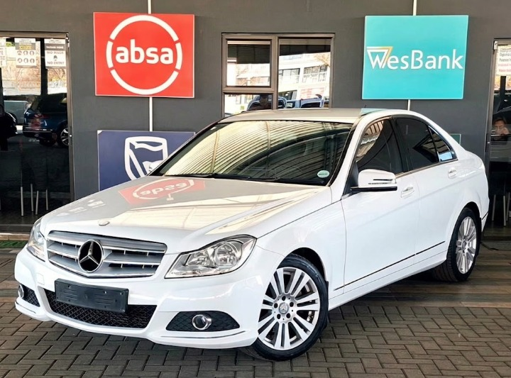 2012 Mercedes-Benz C200 BE Elegance