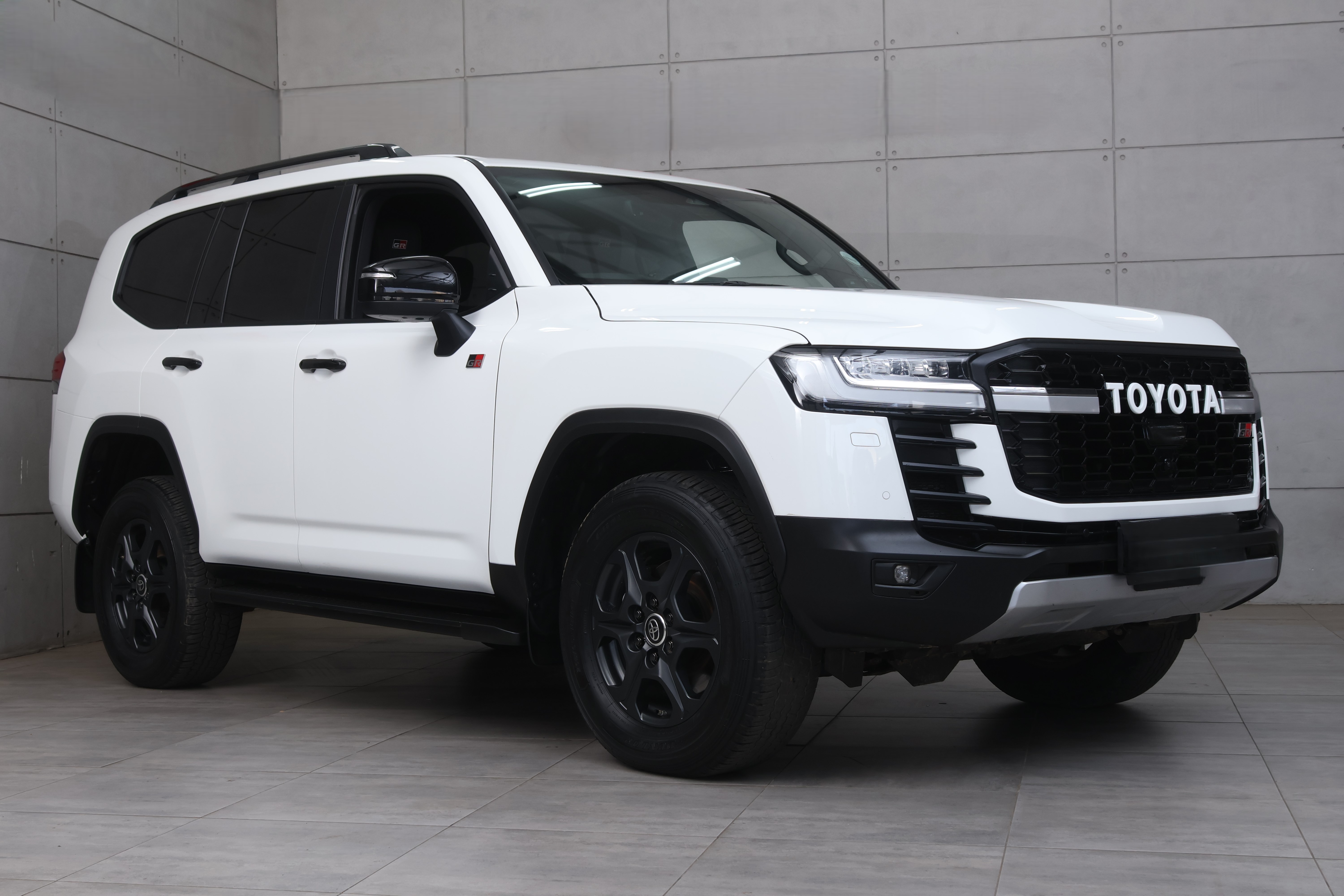 2025 Toyota Land Cruiser 300 3.5T
