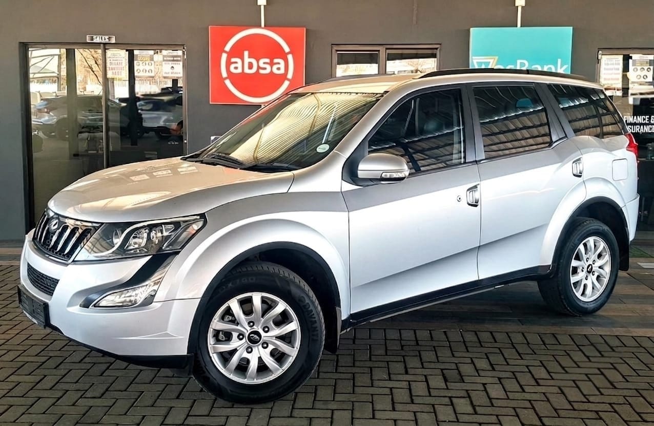 2018 Mahindra XUV500 2.2d mohawk W8 7seater