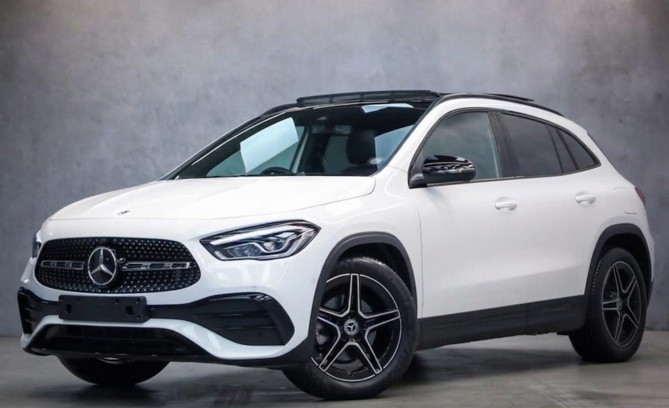 2023 Mercedes-Benz GLA200 AMG Line