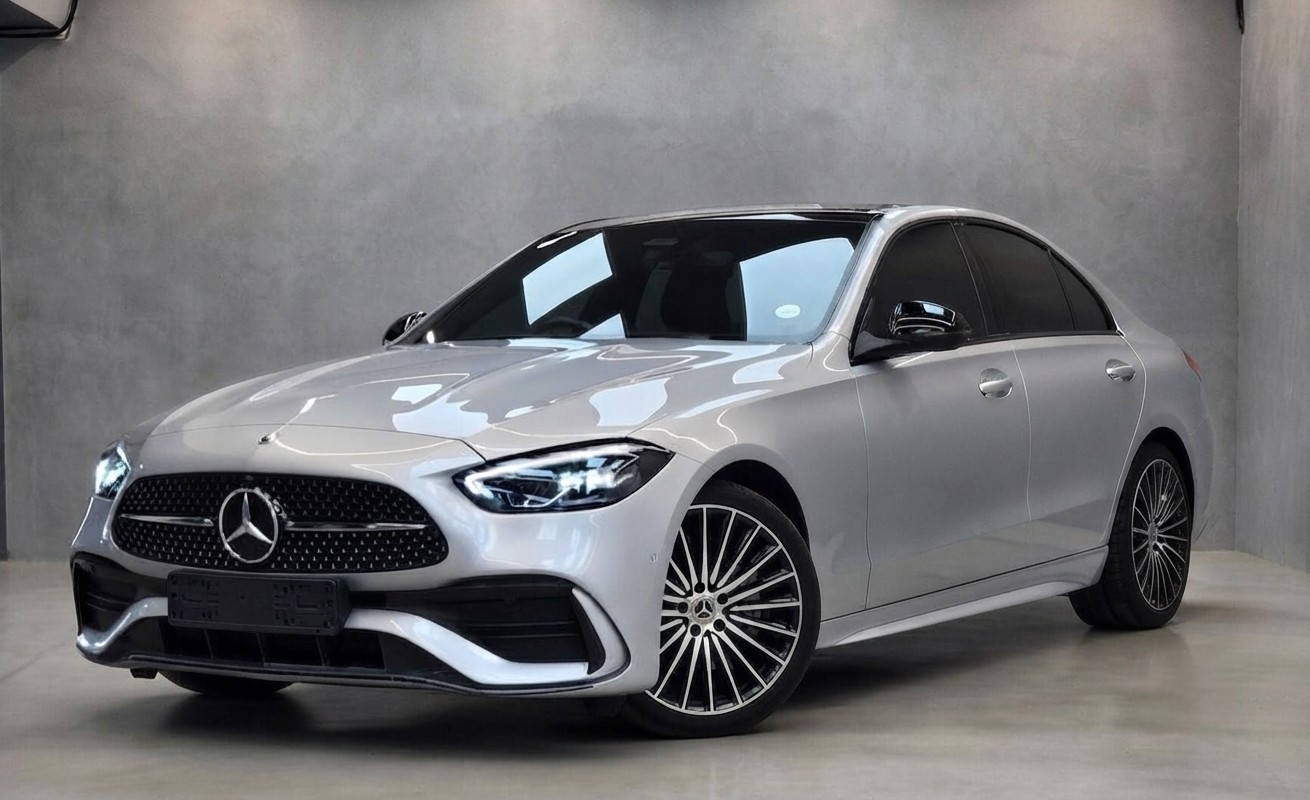 2022 Mercedes-Benz C-Class C200 AMG Line
