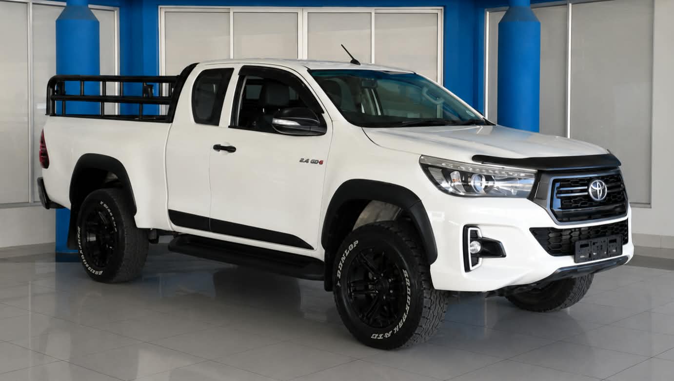 2017 Toyota Hilux 2.4 GD-6 RB SRX E/CAB