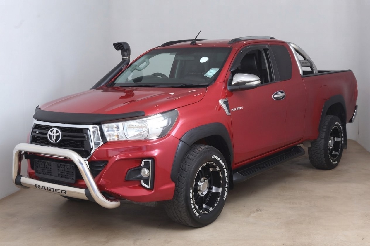 2016 TOYOTA  HILUX 2.8 GD-6 RB RAIDER P/U E-CAB