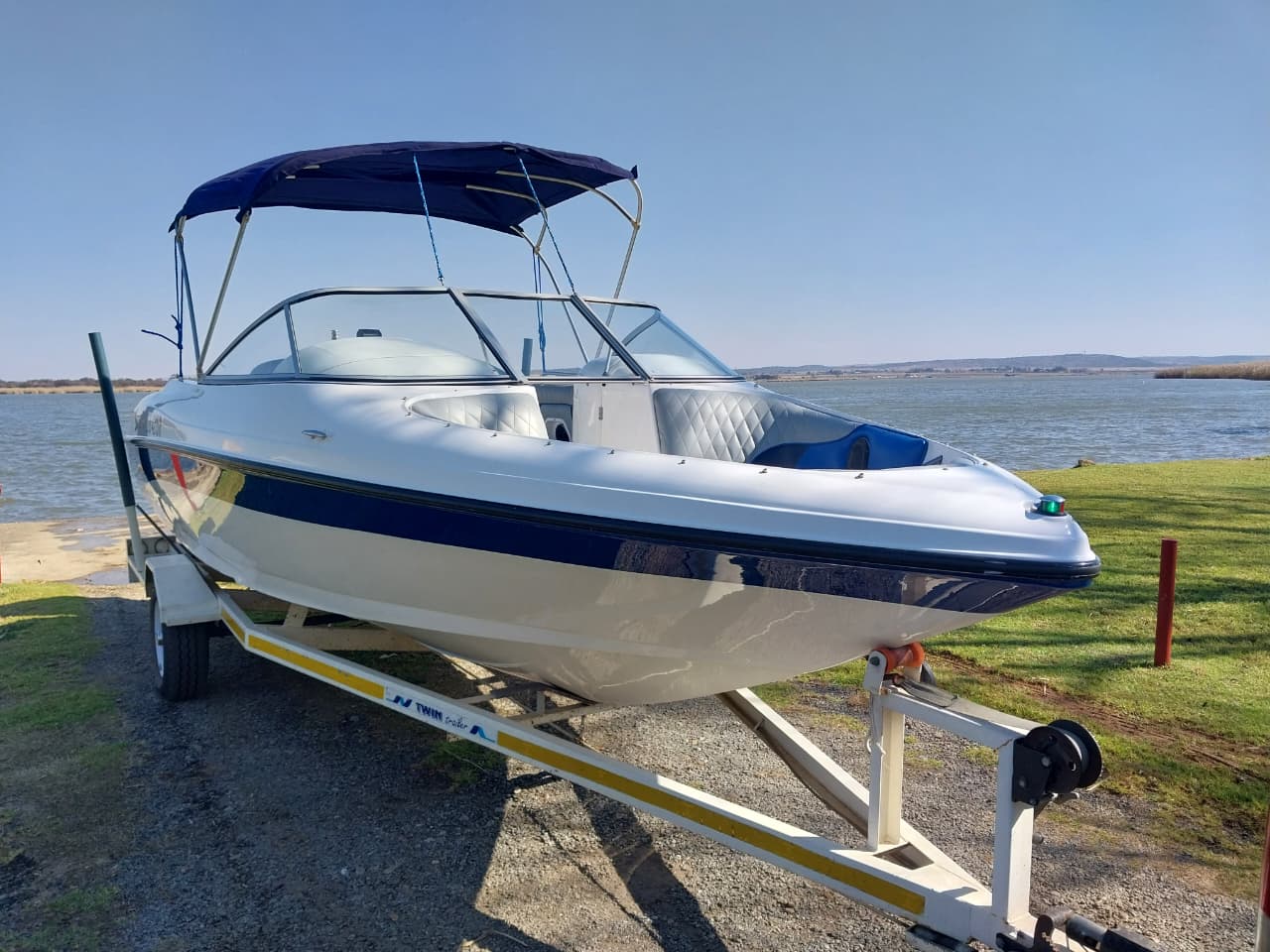2014 Sensation Bowrider 20ft Bowrider
