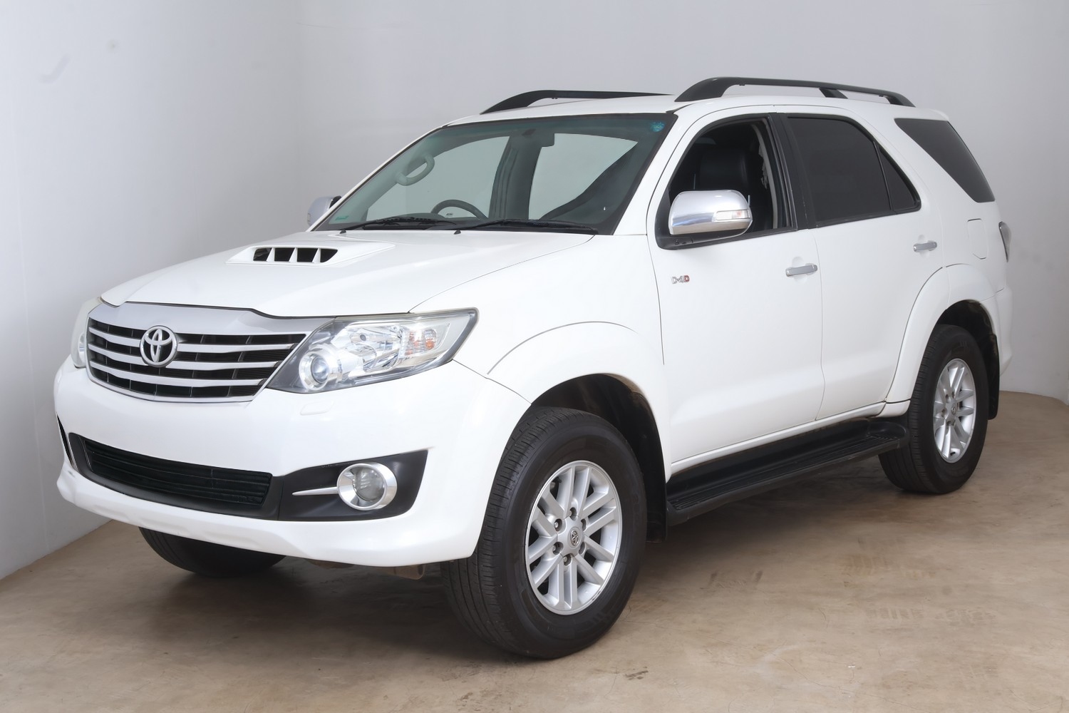 2015 TOYOTA  FORTUNER 3.0 D-4D R/B A/T