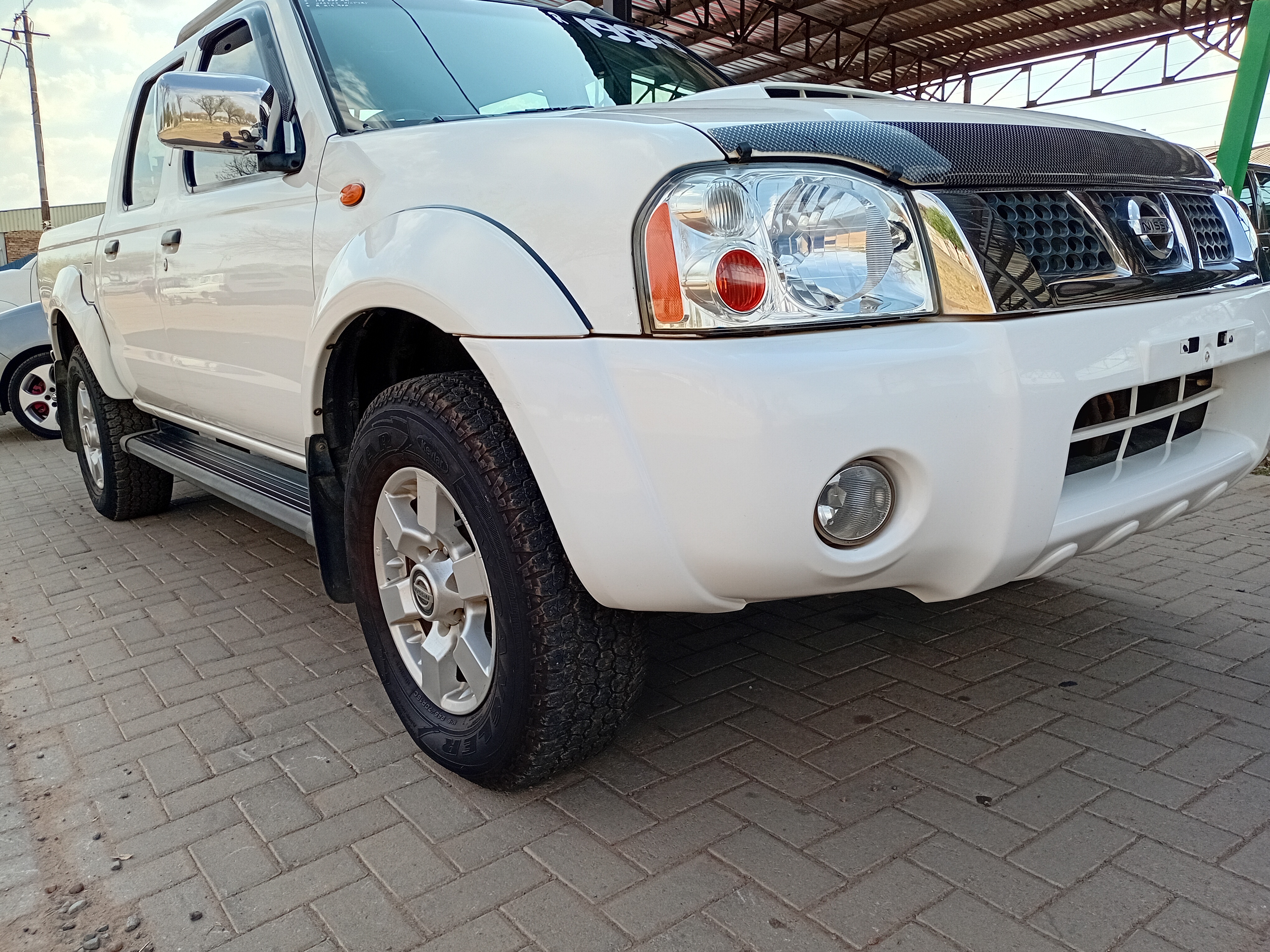 2017 Nissan  Np300 2.5 D/c