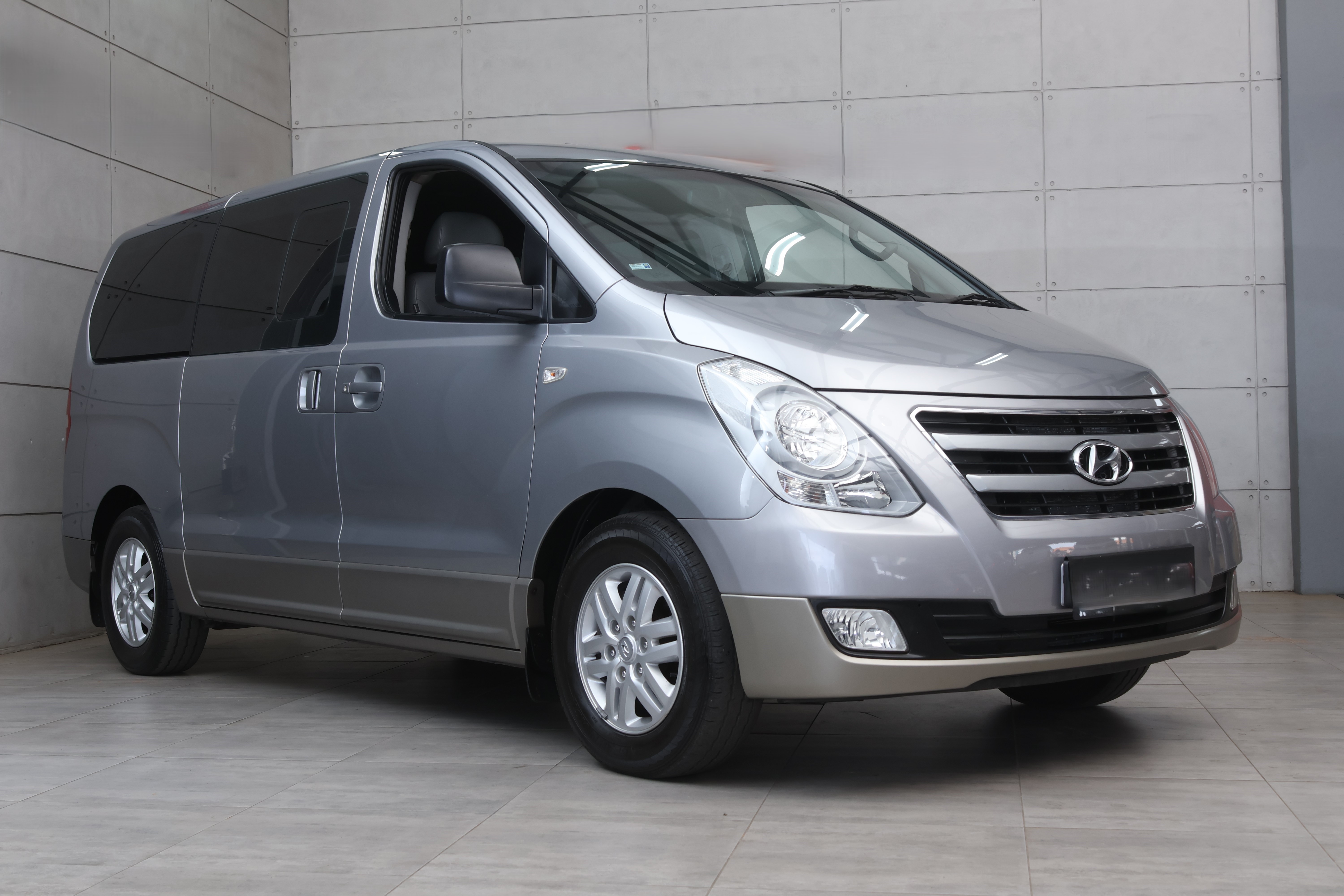 2018 Hyundai H-1 2.5 CRDI ELITE Auto 9-Seater