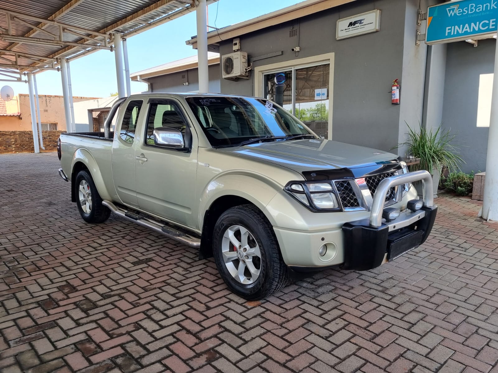 2011 Nissan NAVARA dCi 2.5 EXTRA CAB