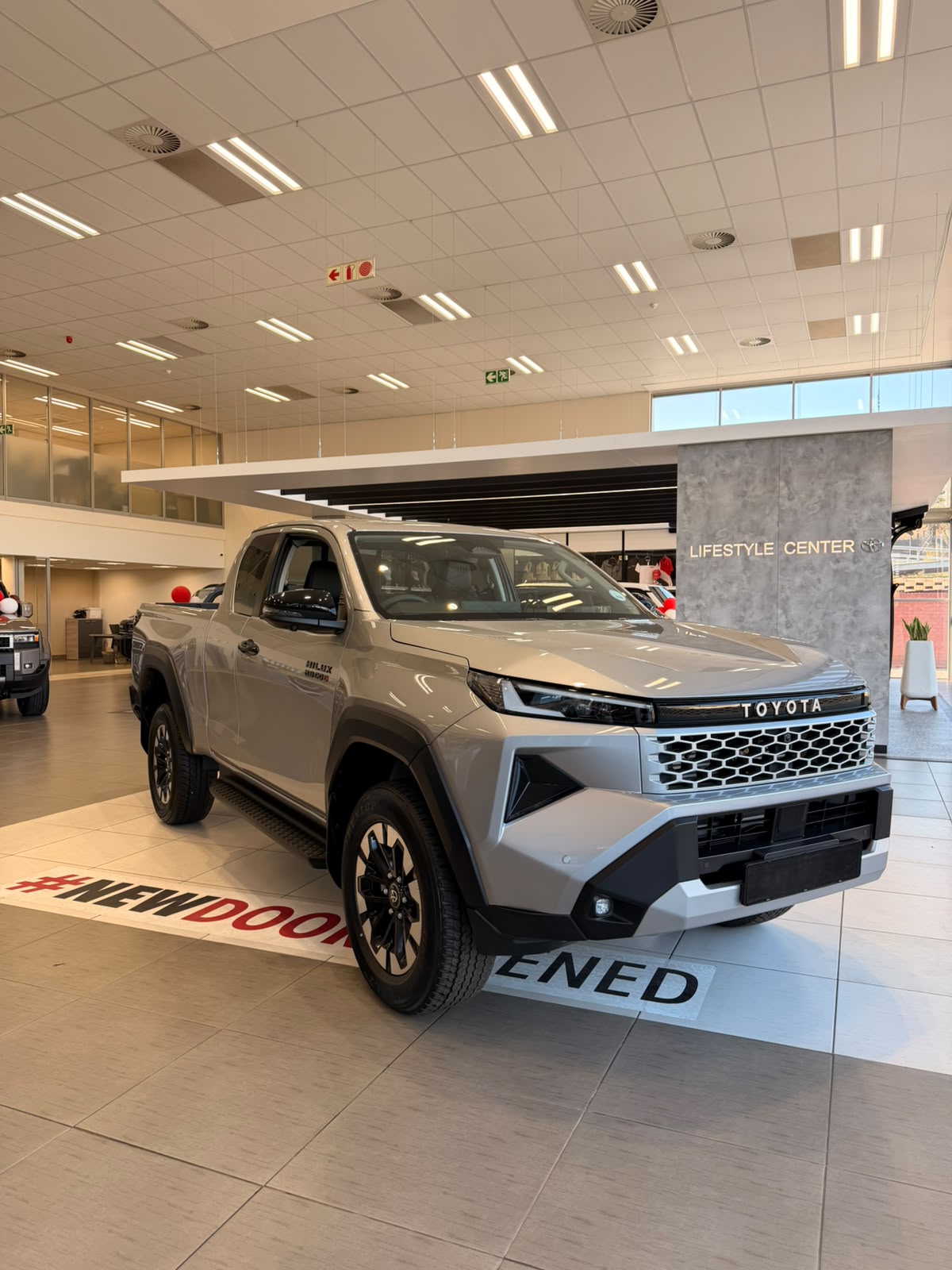 2026 Toyota Hilux  2.8 GD-6 RB Raider X  E/CAB Auto