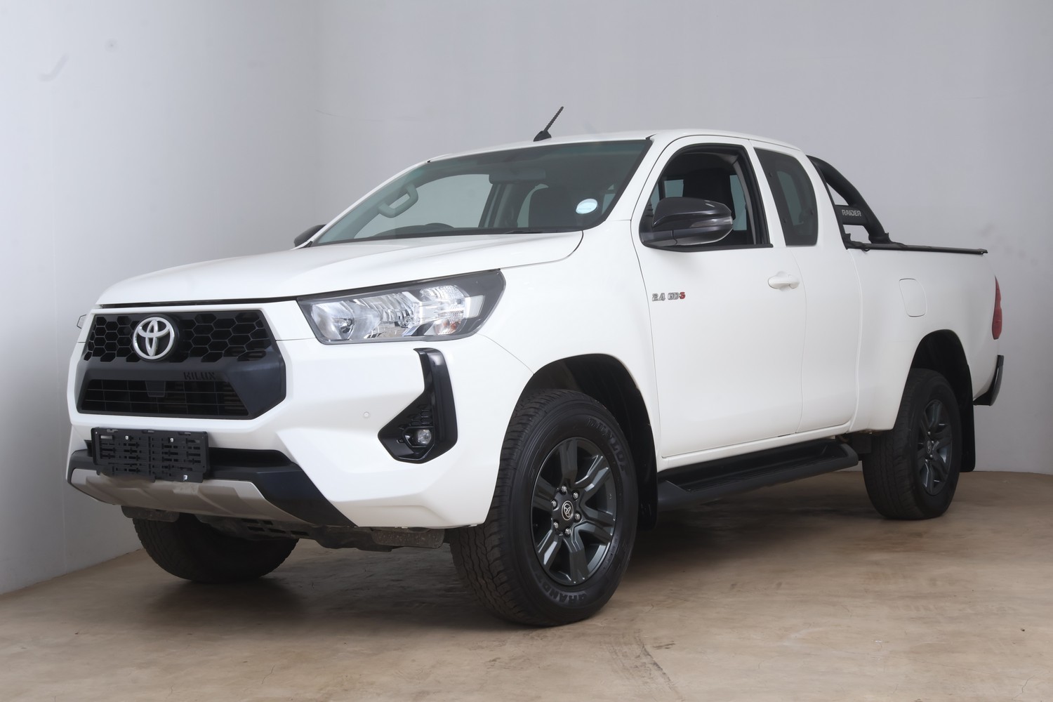 2024 Toyota Hilux 2.4GD‑6 Xtra Cab Raider Manual 
