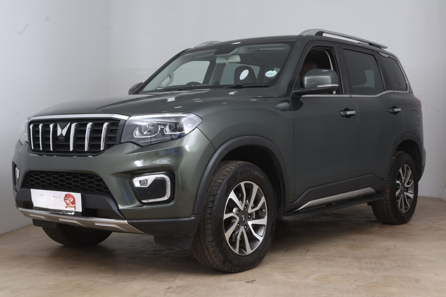 2023 Mahindra Scorpio‑N 2.2D Z8 4Xplor 
