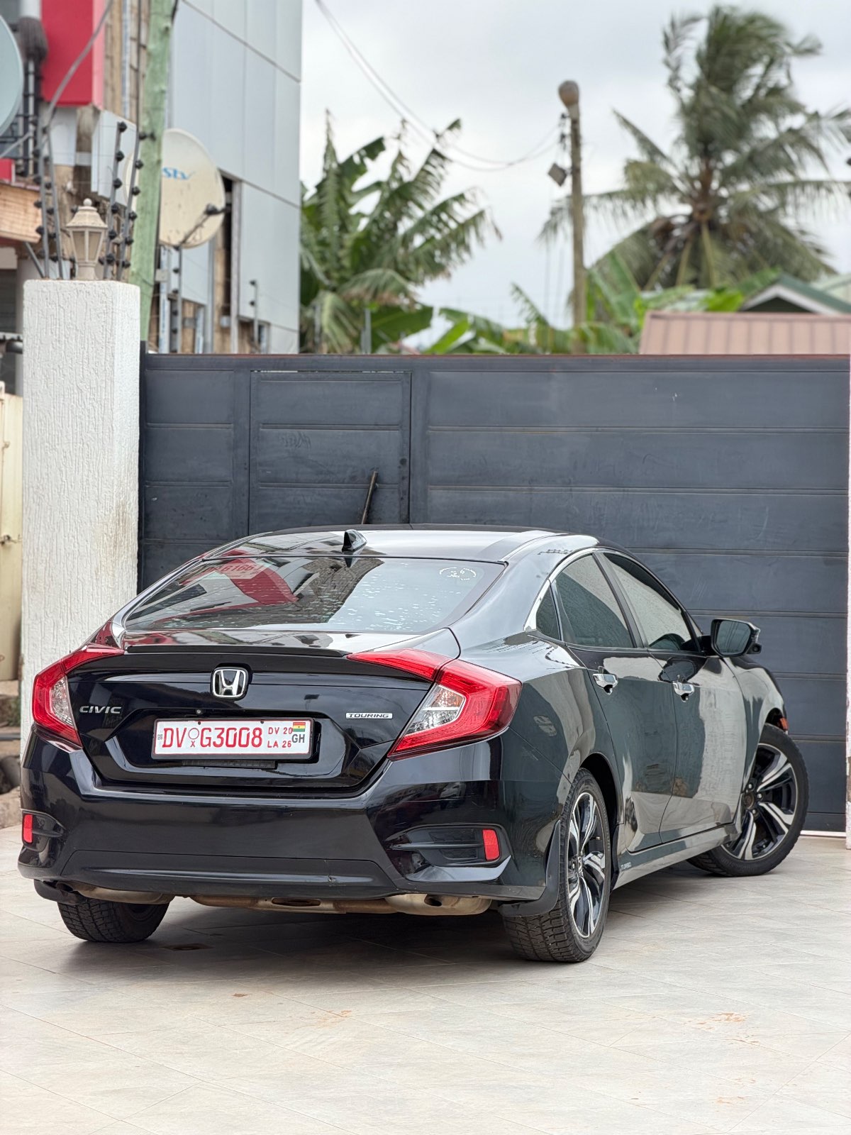 2018 Honda Civic thumb 2