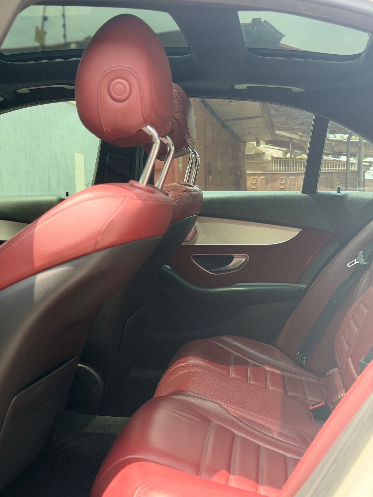 2019 Mercedes Benz C300 thumb 6