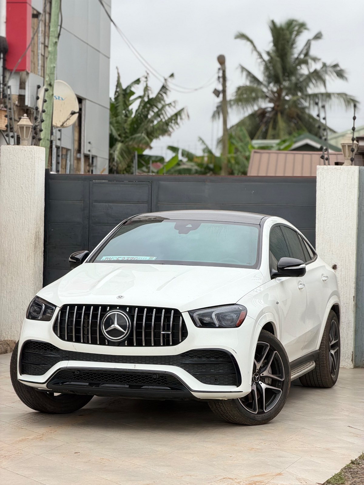 2021 Mercedes Benz GLE 53 thumb 2