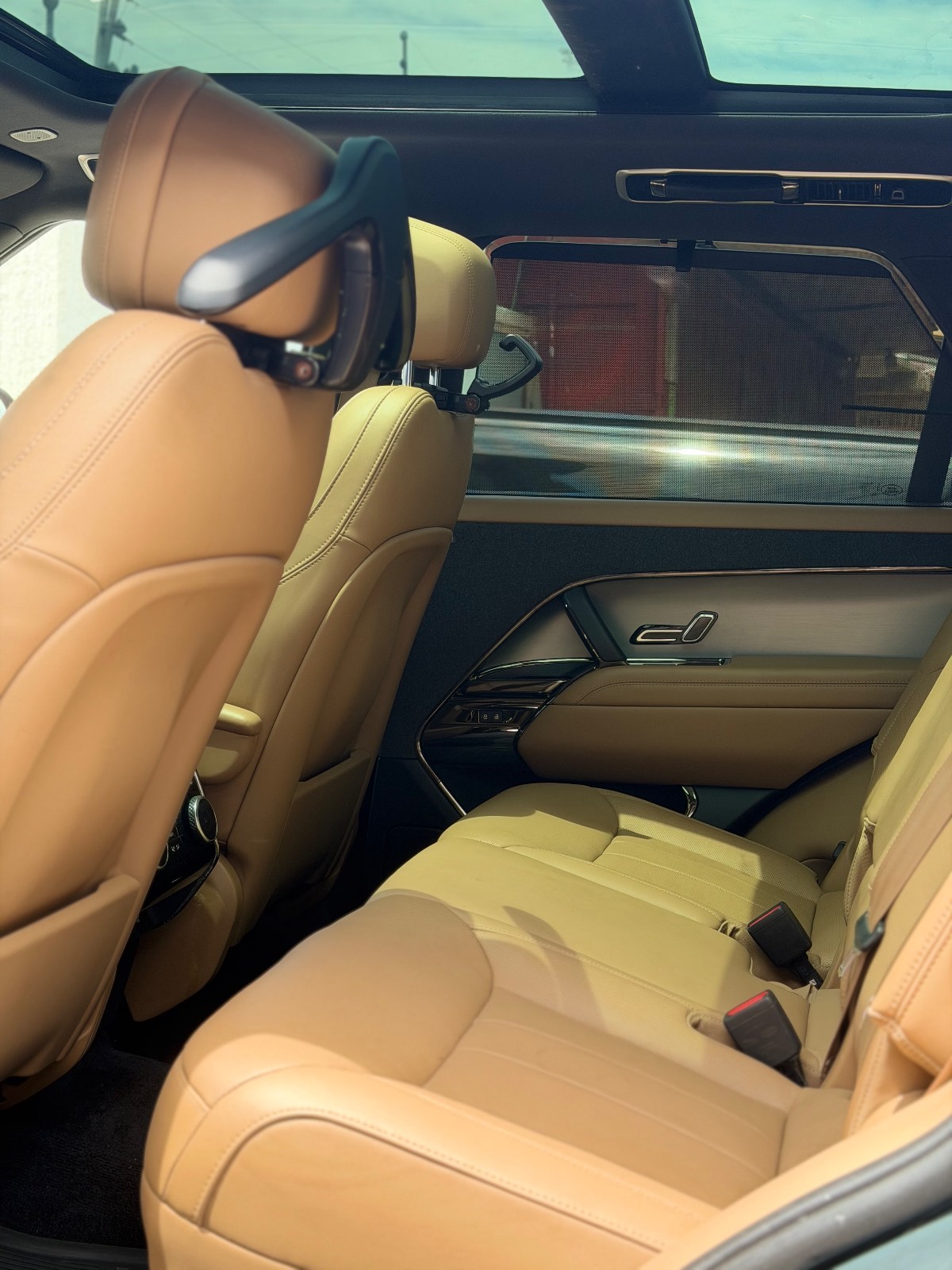 2024 Land Rover Range Rover thumb 7