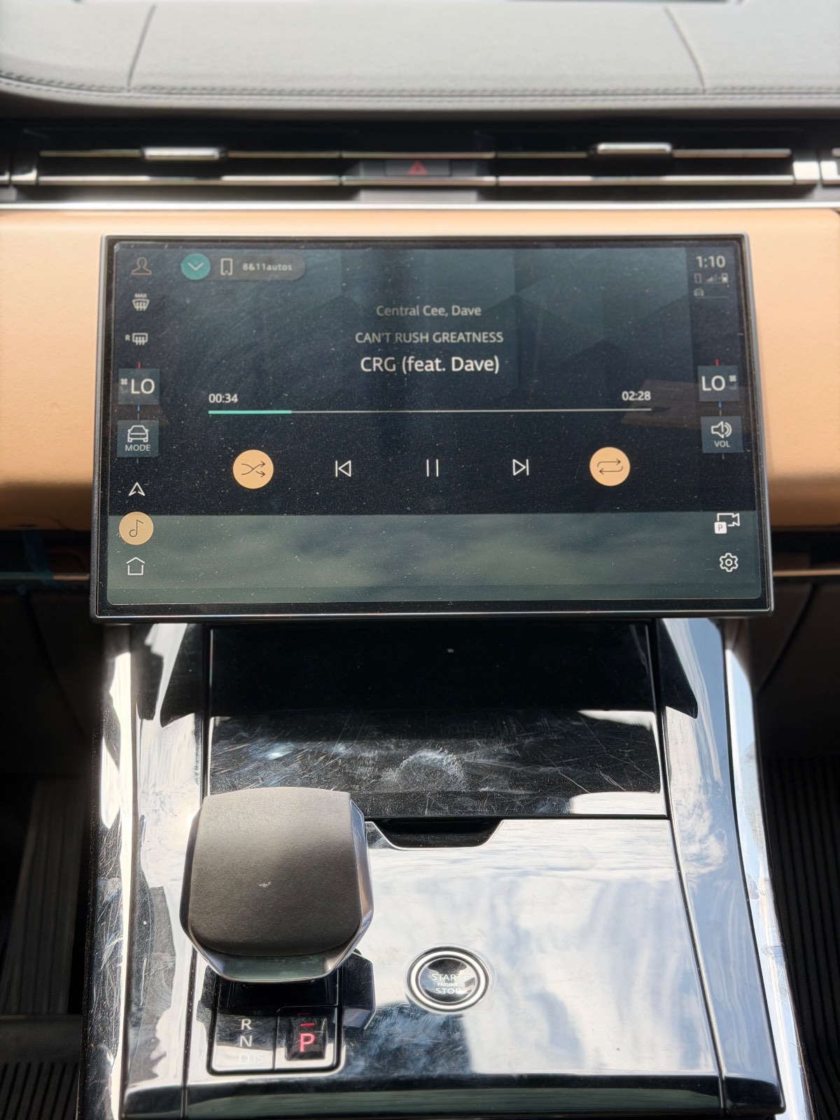 2024 Land Rover Range Rover thumb 8