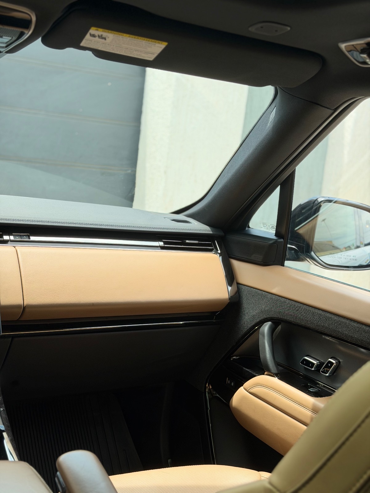 2024 Land Rover Range Rover thumb 10
