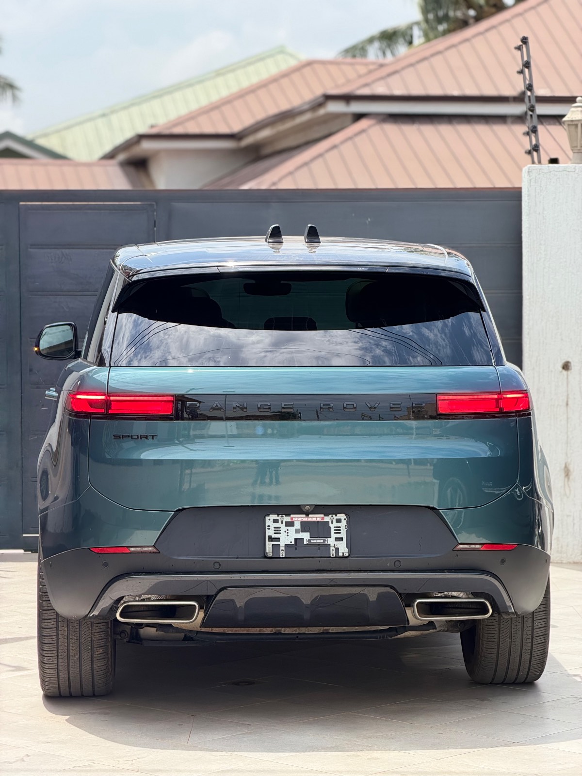 2024 Land Rover Range Rover thumb 11