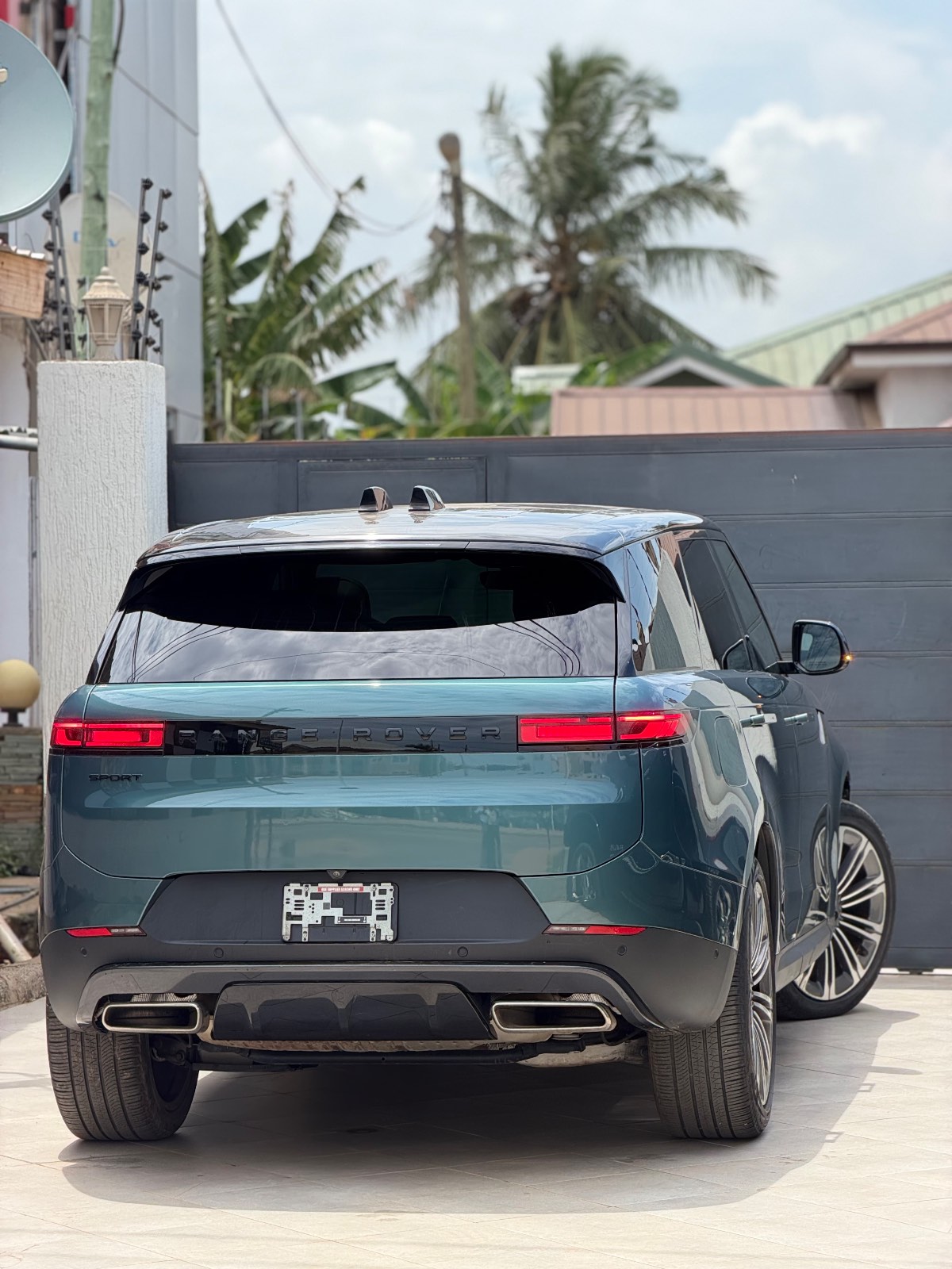 2024 Land Rover Range Rover thumb 13