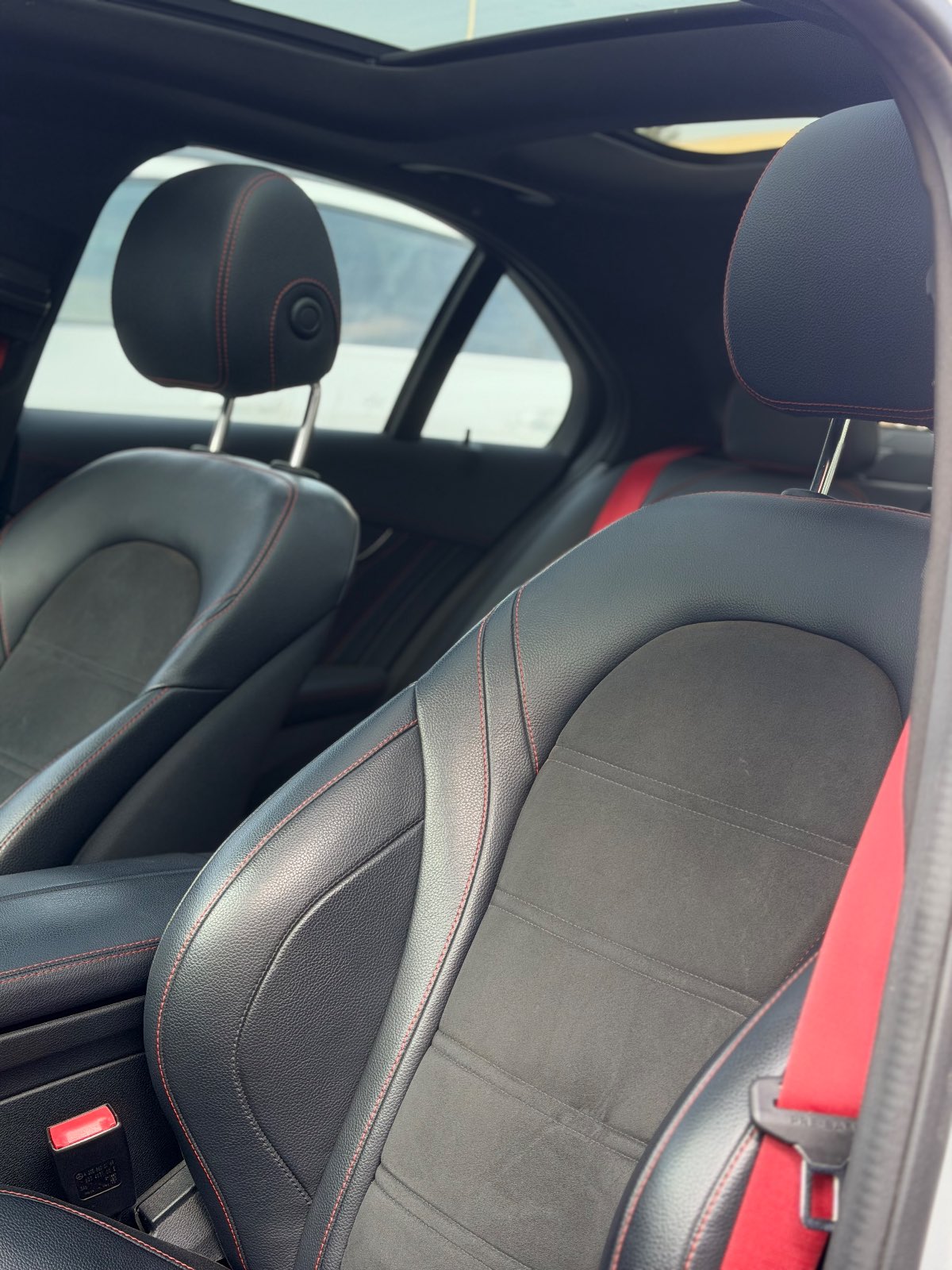 2017 Mercedes Benz C43 thumb 5