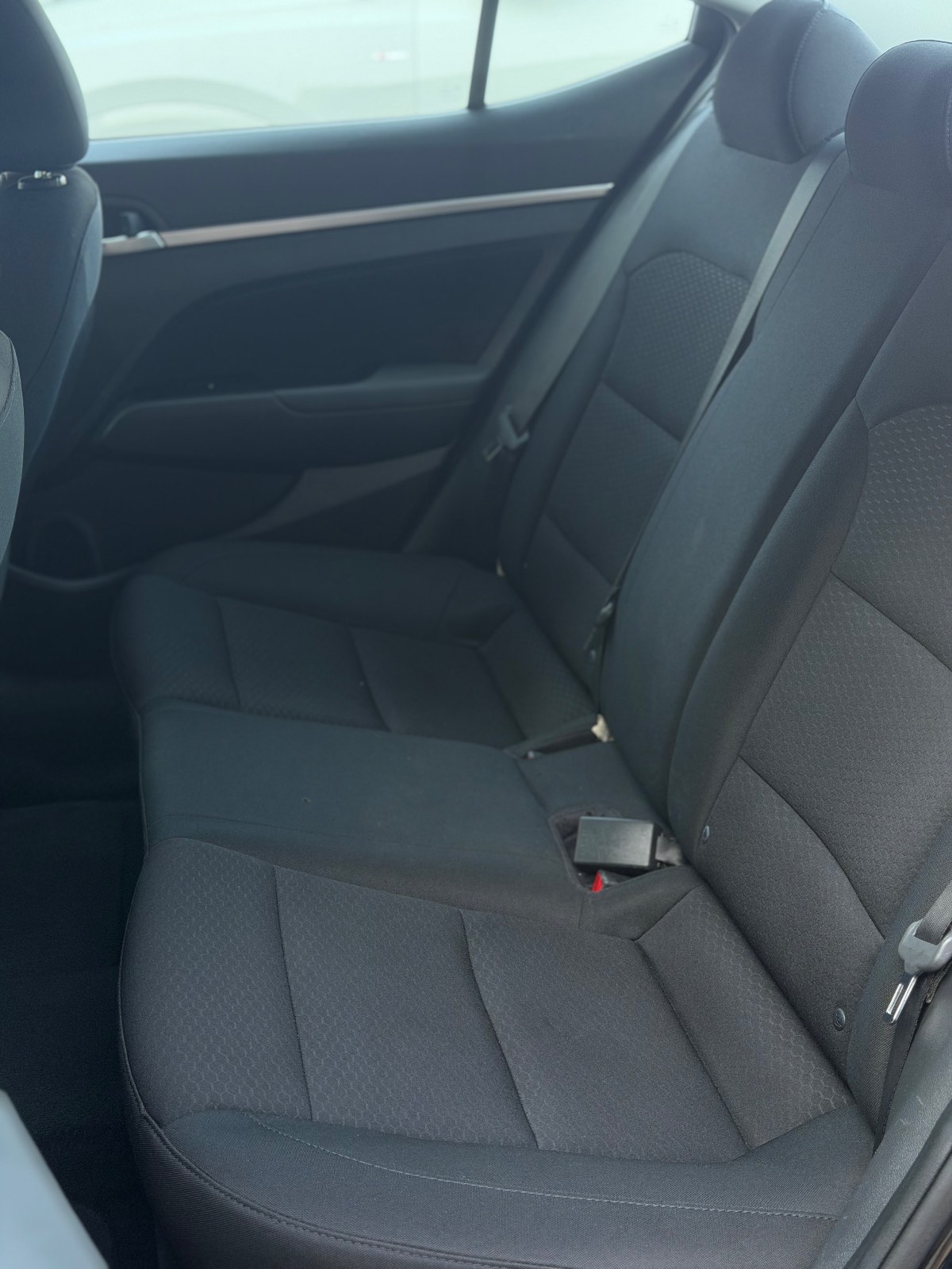 2019 Hyundai Elantra thumb 6