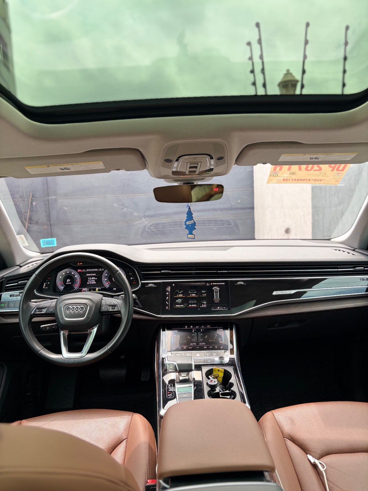2020 Audi Q8 thumb 4