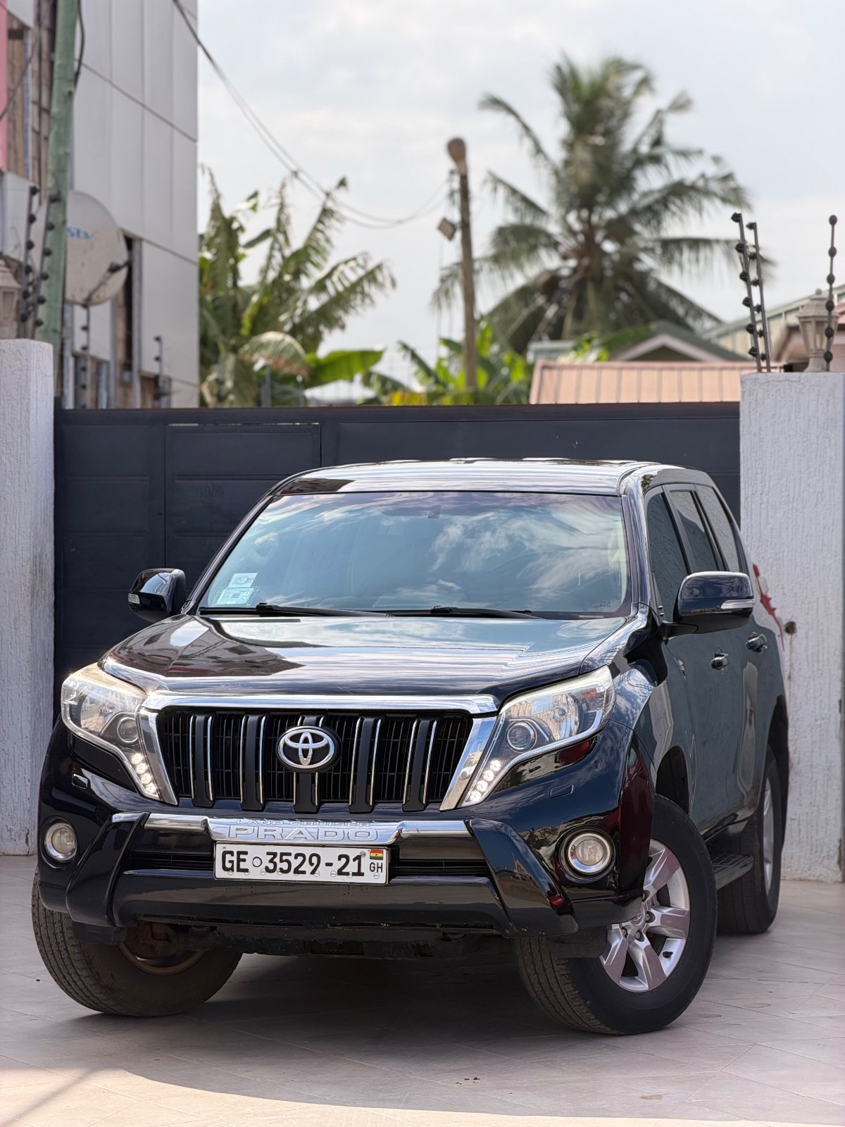 2016 Toyota Land Cruiser Prado thumb 2